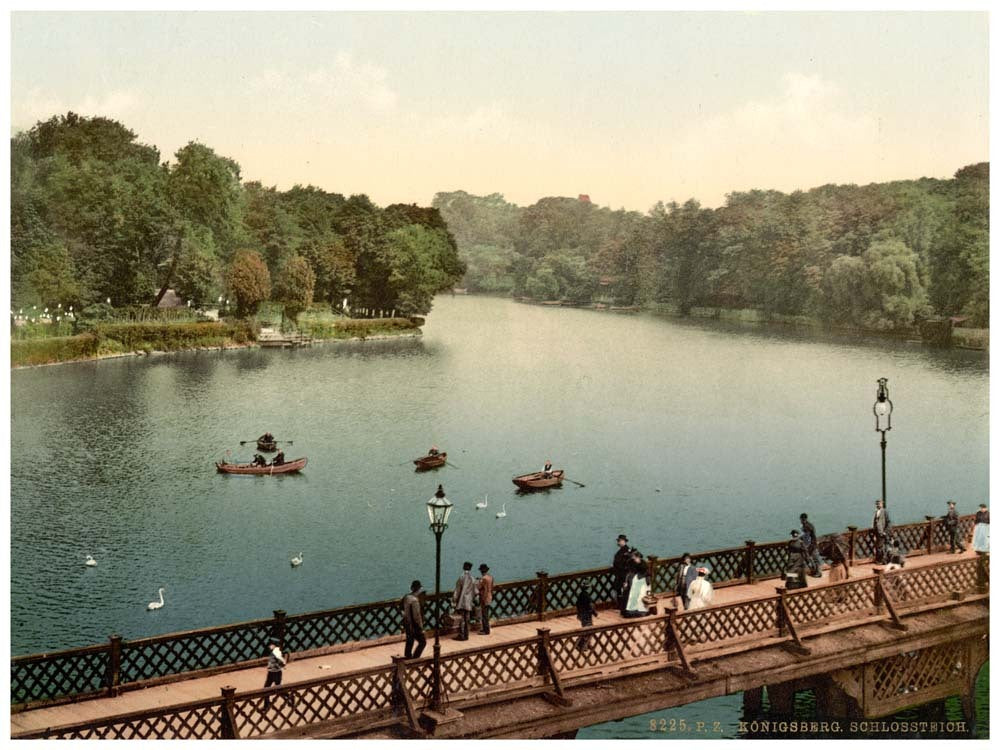 The lake, north side, Konigsberg, East Prussia, Germany (i.e., Kaliningrad, Kaliningradskaia oblast', Russia) 0400-3868