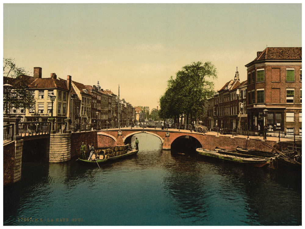 The Spui (canal), Hague, Holland 0400-5211