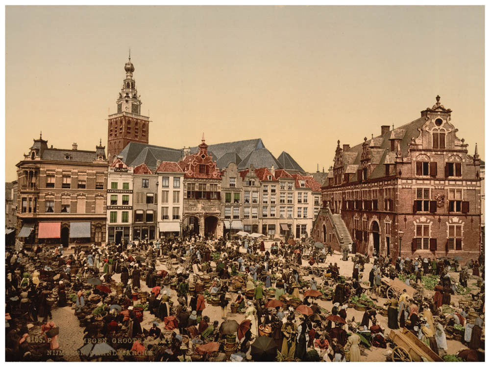 The great market, Nijmegen, Holland 0400-5225