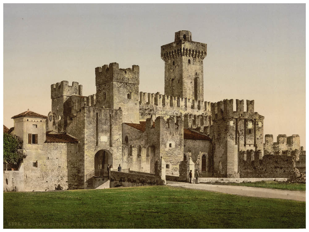 Sirmione Castle, Lake Garda, Italy 0400-5419