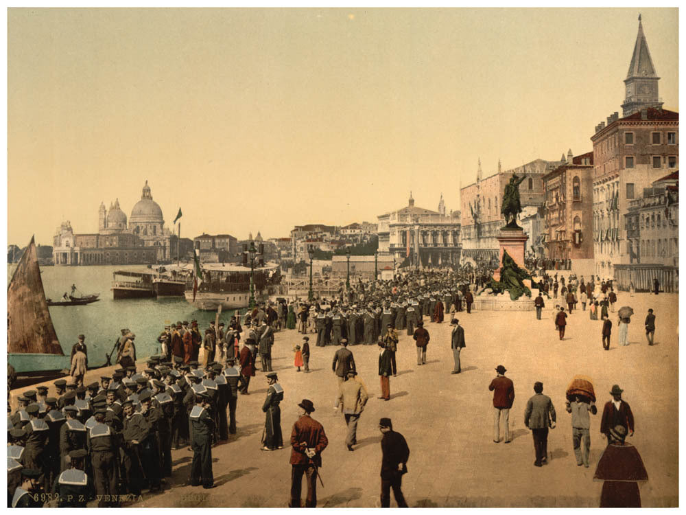 Riva degli Schiavoni, Venice, Italy 0400-5578