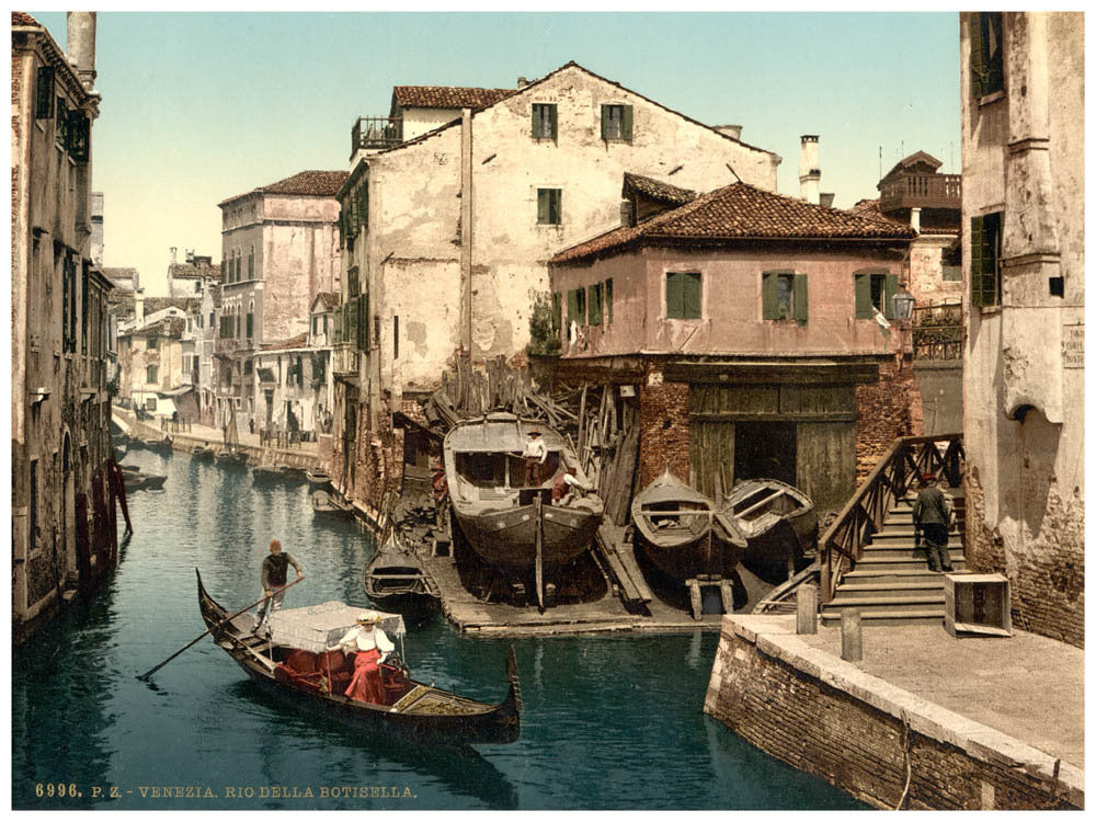 Rio della Botisella, Venice, Italy 0400-5609