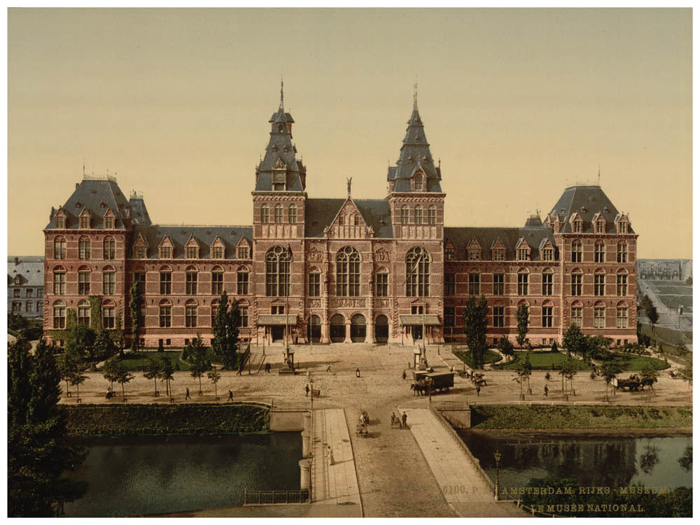 The museum, Amsterdam, Holland 0400-5660